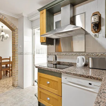 Holiday home Casa Ana La Rosaleda